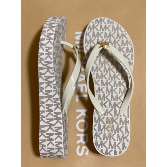 Michael Kors Flip flop Vanilla - Picture 9 of 9